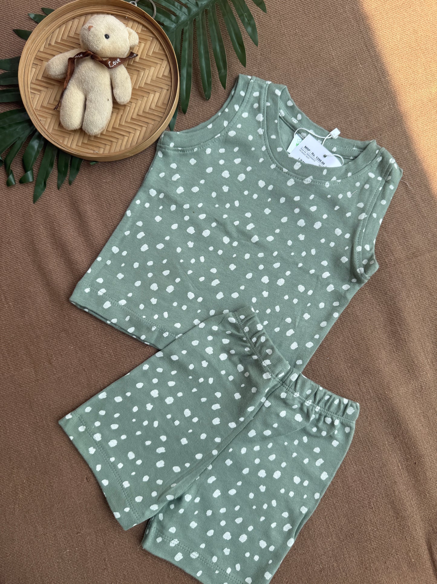 Sleeveless Unisex Coord Sets