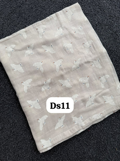 Muslin multipurpose towels| baby swaddles