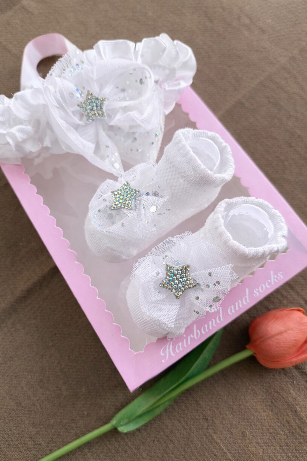 Korean Bow Hairband and Socks (0-6 Months) – Girls