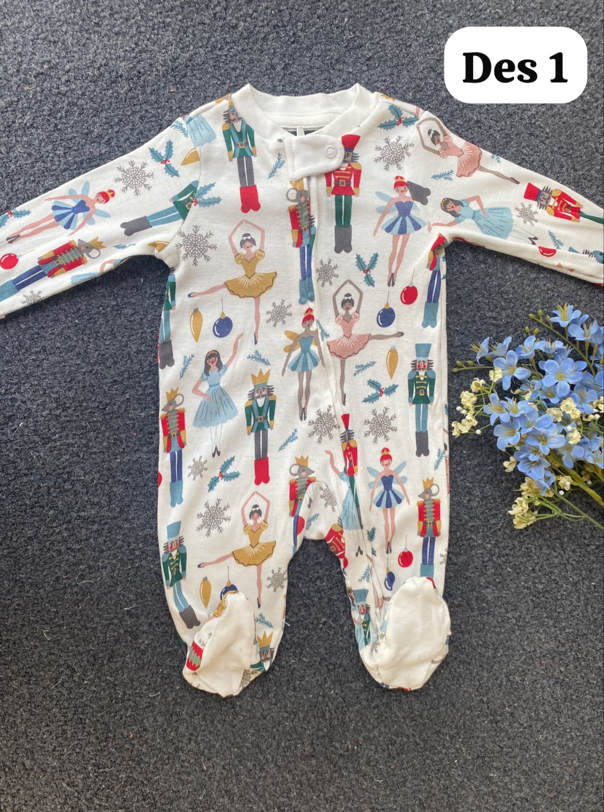 Baby rompers , new born to 3 months,