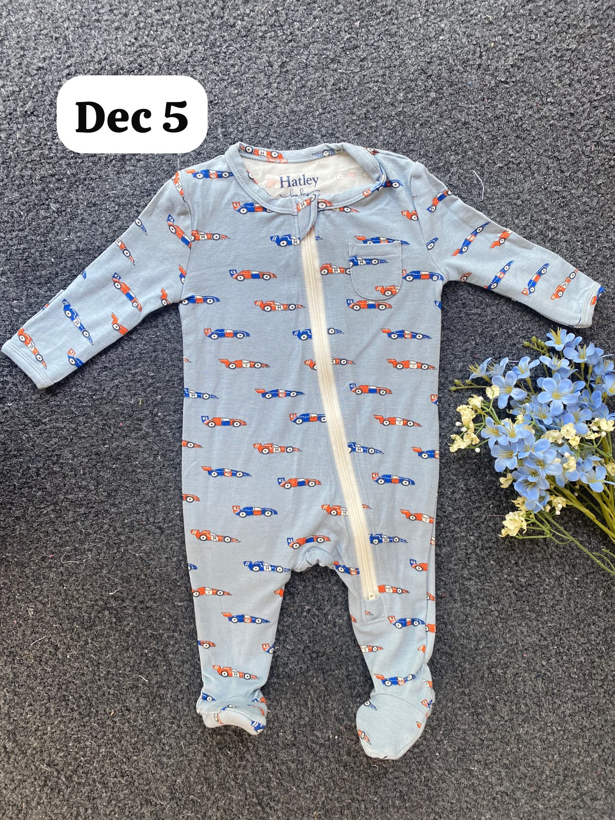 Baby rompers , new born to 3 months,