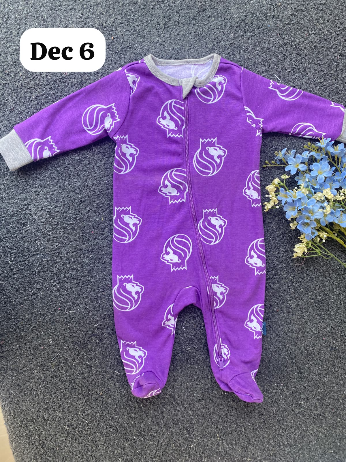 Baby rompers , new born to 3 months,