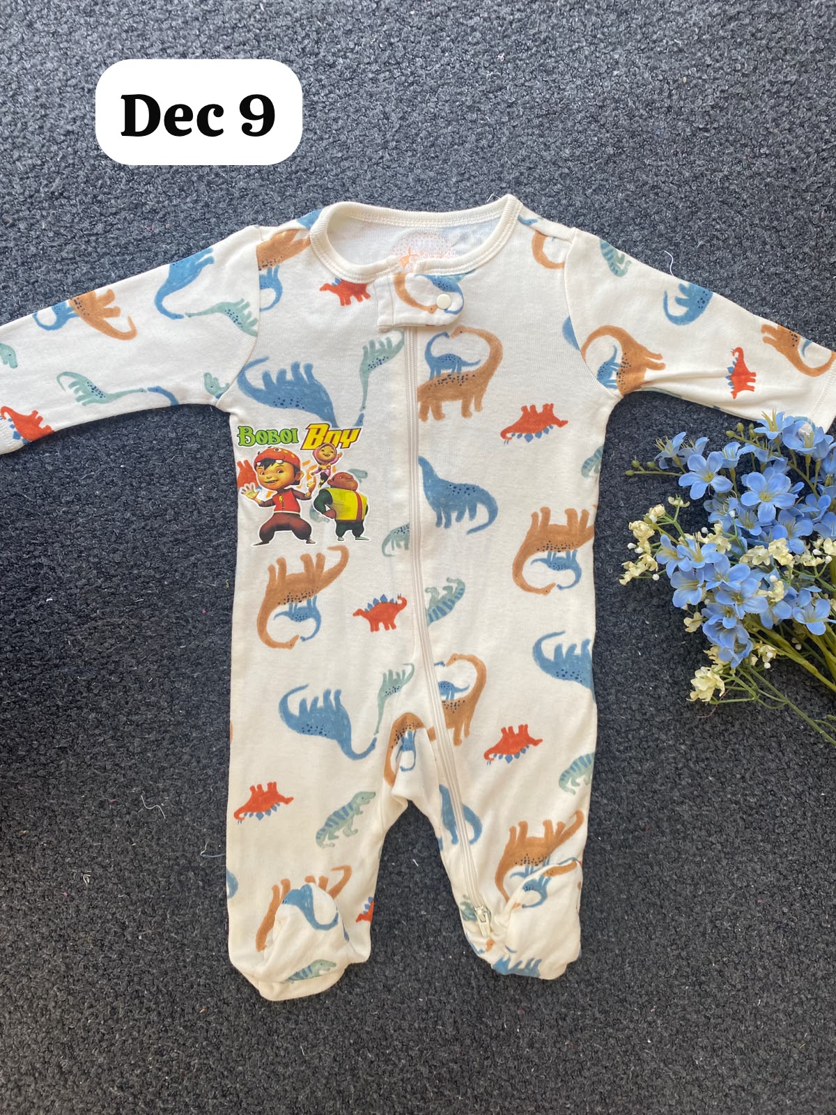 Baby rompers , new born to 3 months,