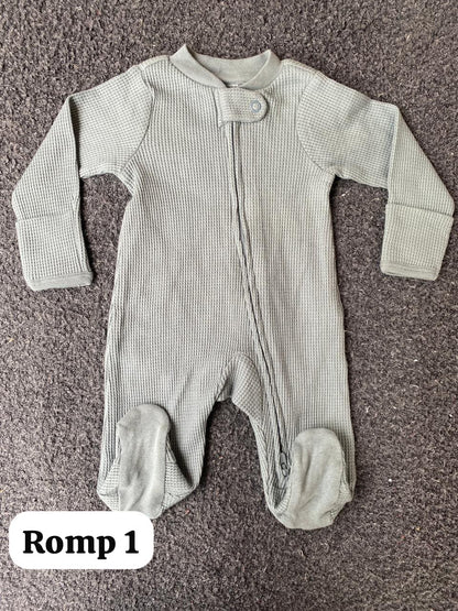 Baby Rompers , New Born To 1 Year