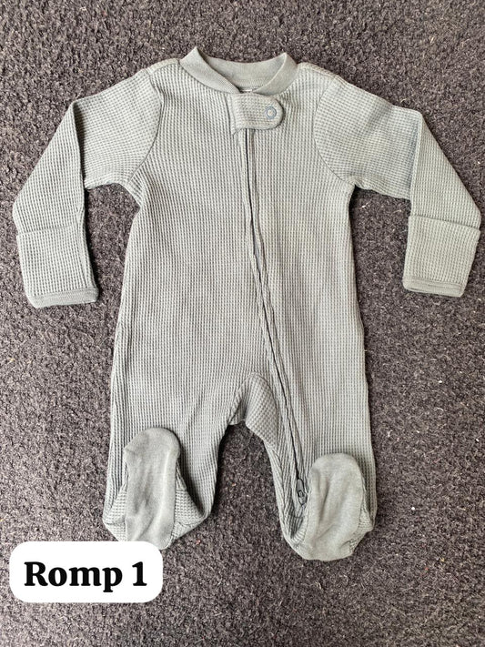 Baby Rompers , New Born To 1 Year