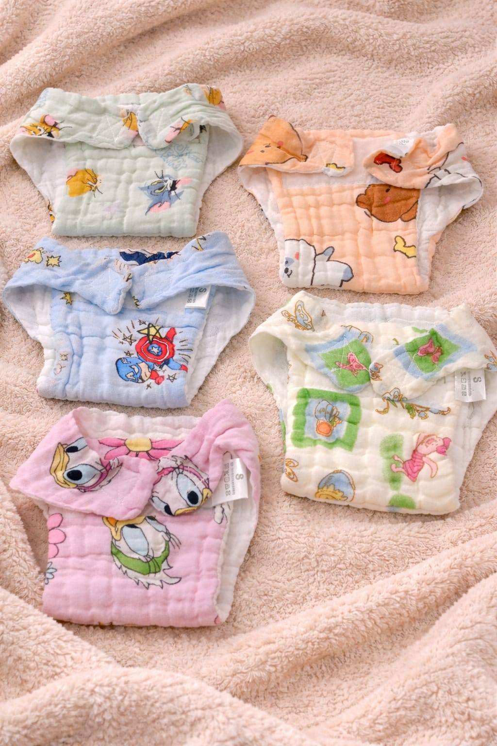 Muslin 6-Layered Crinkled Muslin Nappy (Each 160/-)