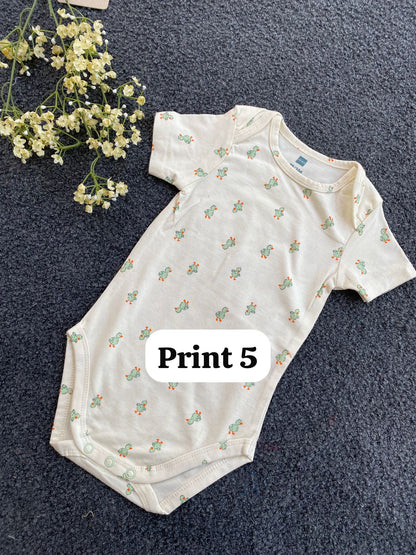 Half-Sleeve Onesie (9-12 Months)| rompers
