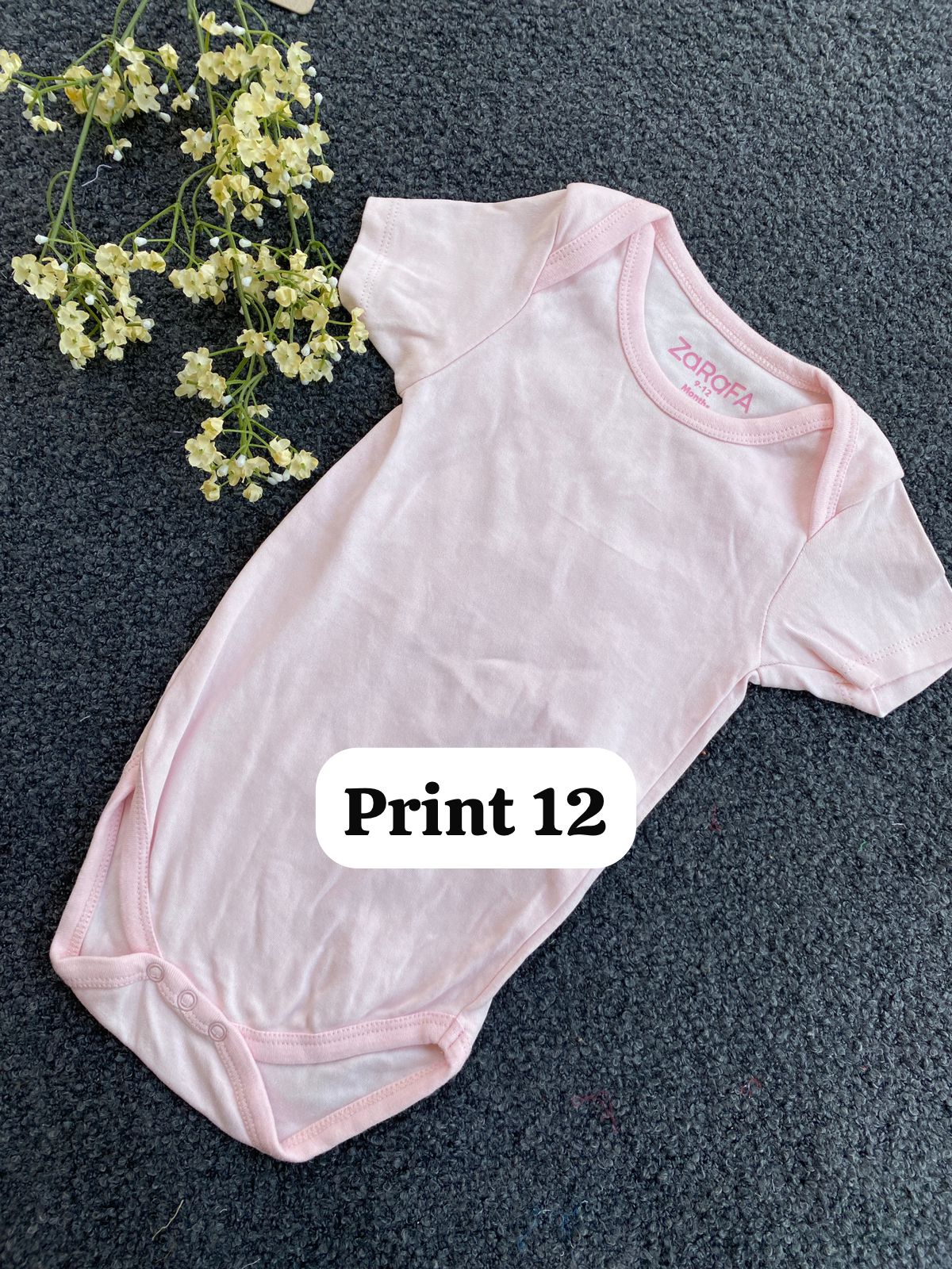 Half-Sleeve Onesie (9-12 Months)| rompers