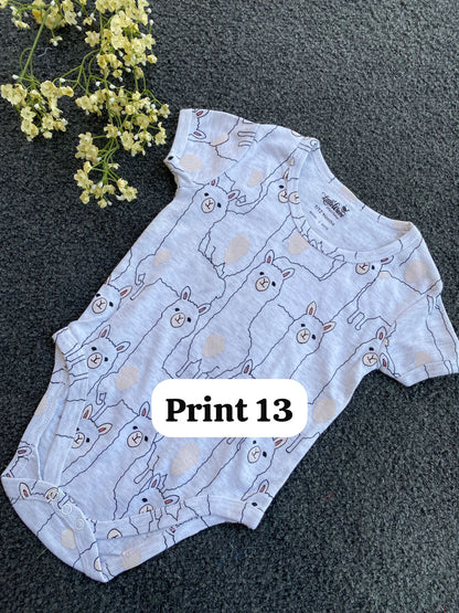 Half-Sleeve Onesie (9-12 Months)| rompers