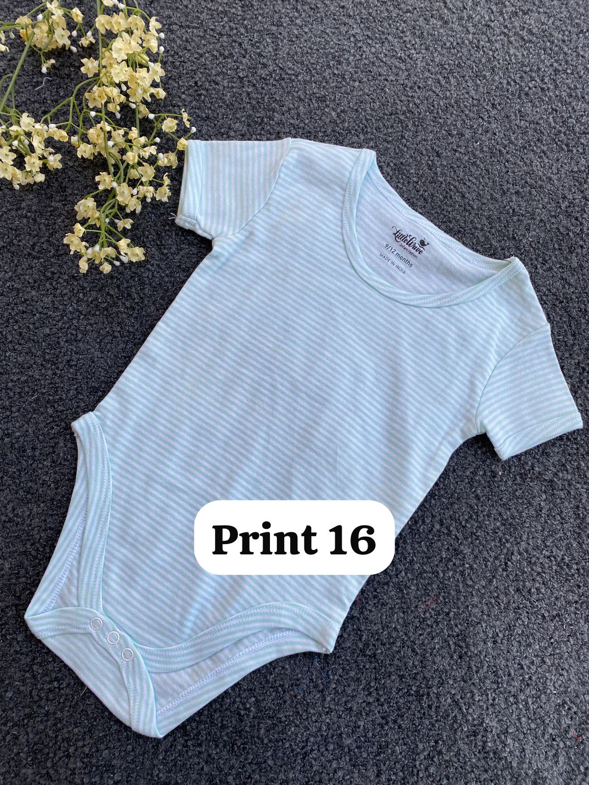 Half-Sleeve Onesie (9-12 Months)| rompers