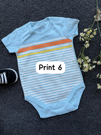 Half-Sleeve Onesie (3-6 Months)| rompers