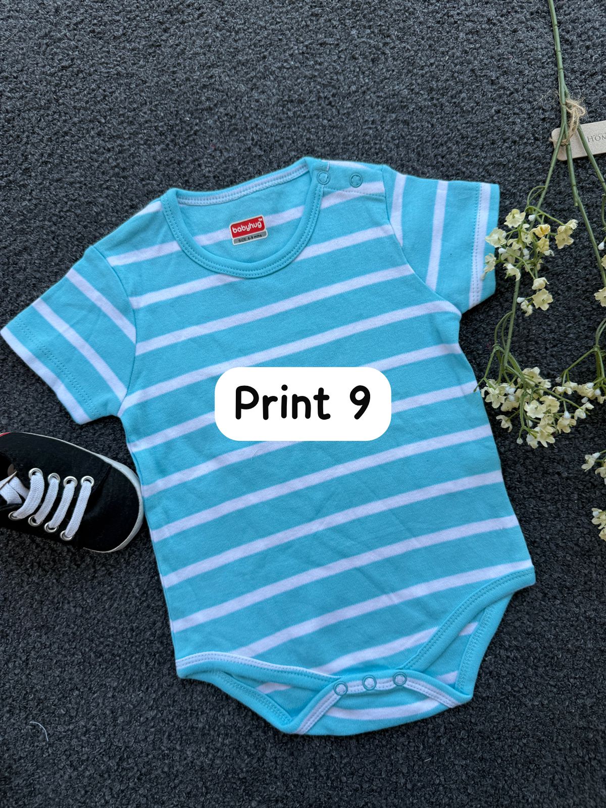 Half-Sleeve Onesie (3-6 Months)| rompers
