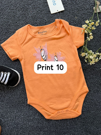 Half-Sleeve Onesie (3-6 Months)| rompers