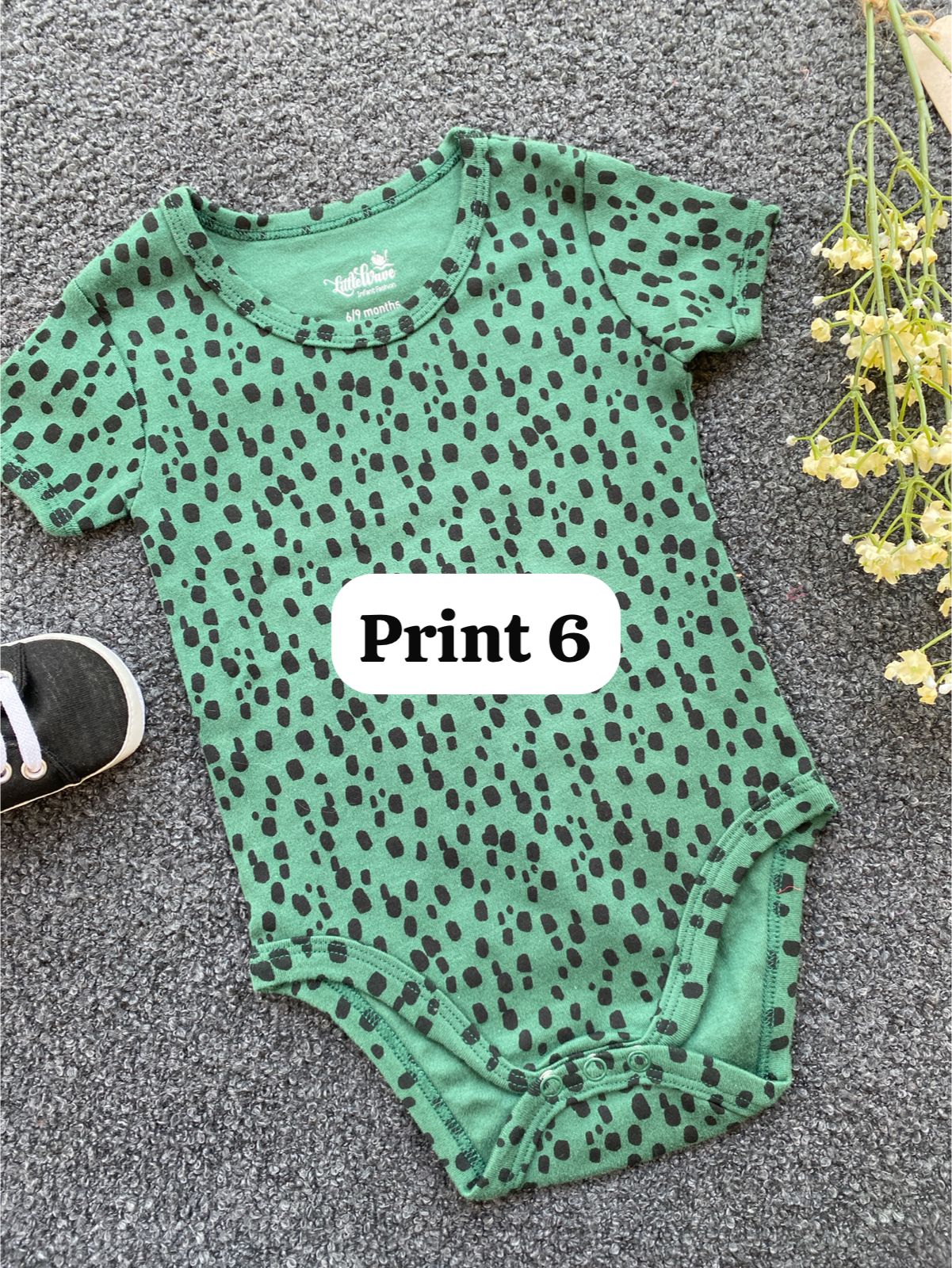 Half-Sleeve Onesie (6-9 Months) |rompers
