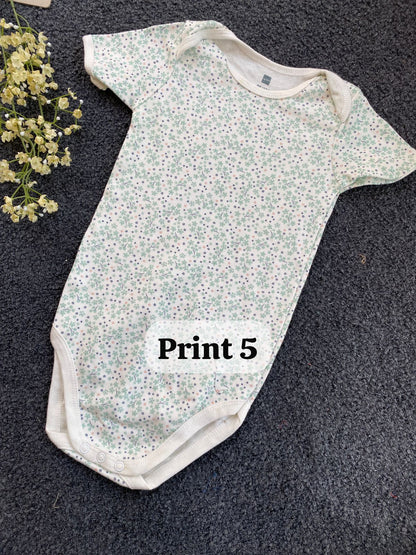 Half-Sleeve Onesie (12-18 Months)| rompers