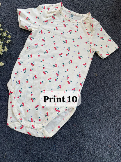Half-Sleeve Onesie (12-18 Months)| rompers