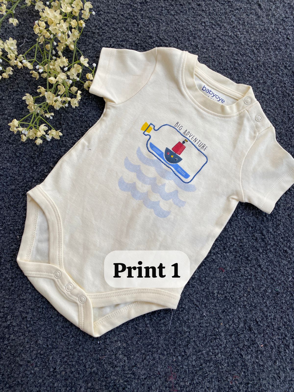 Half-Sleeve Onesie (0-3 Months)|rompers