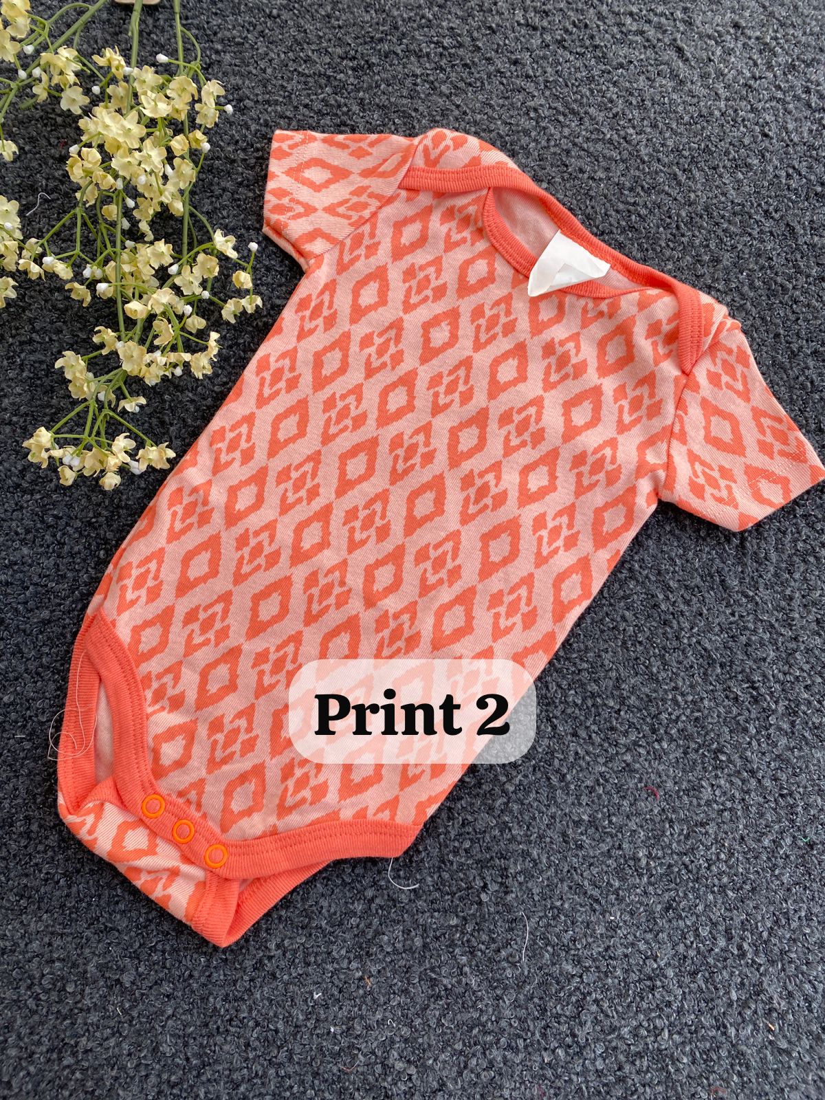 Half-Sleeve Onesie (0-3 Months)|rompers