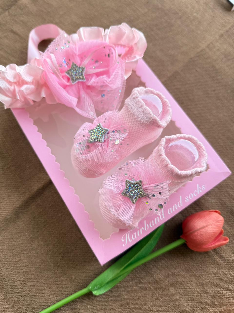 Korean Bow Hairband and Socks (0-6 Months) – Girls